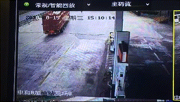 筠连论坛 69 筠连同城 69 时事新闻 69 盐津中和加油站,货车