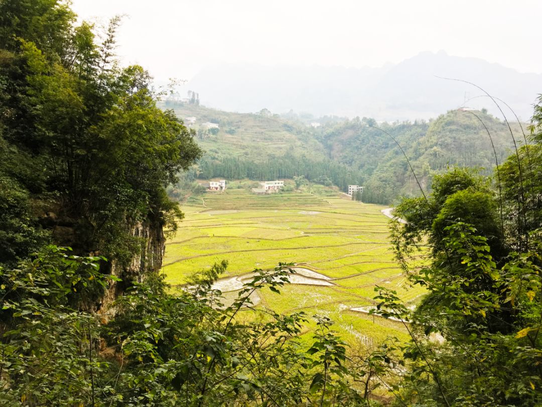 四川边陲小镇塘坝